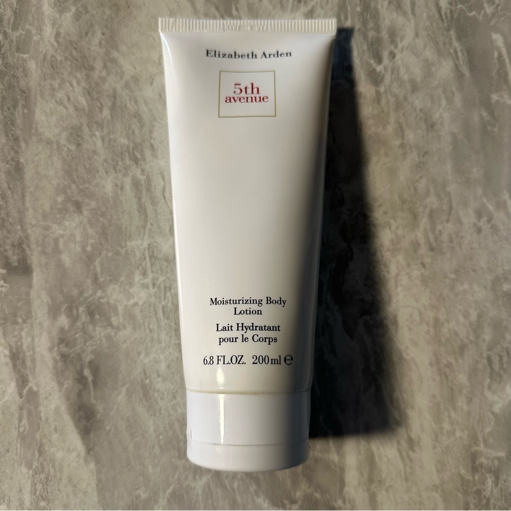 Elizabeth Arden‎ 5th Avenue Moisturizing Body Lotion